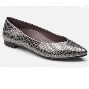 VIONIC Caballo Silver Faux Snake Orthotic Arch Support Pointed Toe Flats